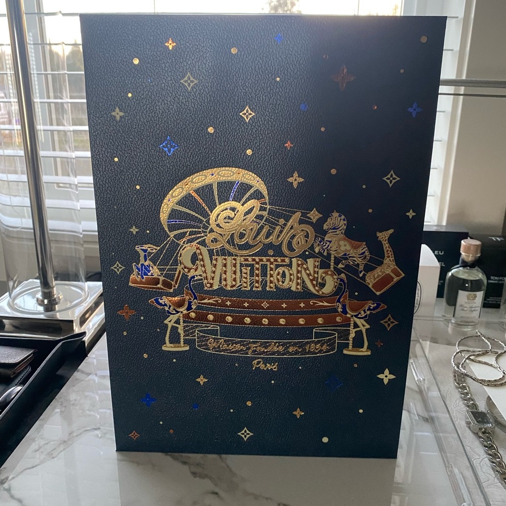 LIMITED EDITION LOUIS VUITTON HOLIDAY BAG